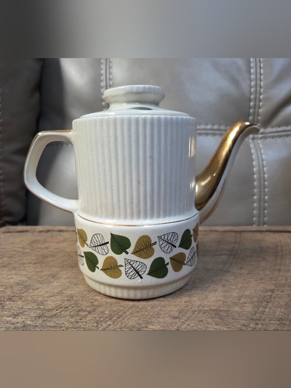Vintage Gibsons Staffordshire England Teapot Green & Brown Mid Century Leaves 1Q